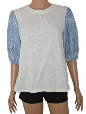 VOY White Top with Blue Eyelet Puff Sleeves - Women's Casual Blouse Size S Small